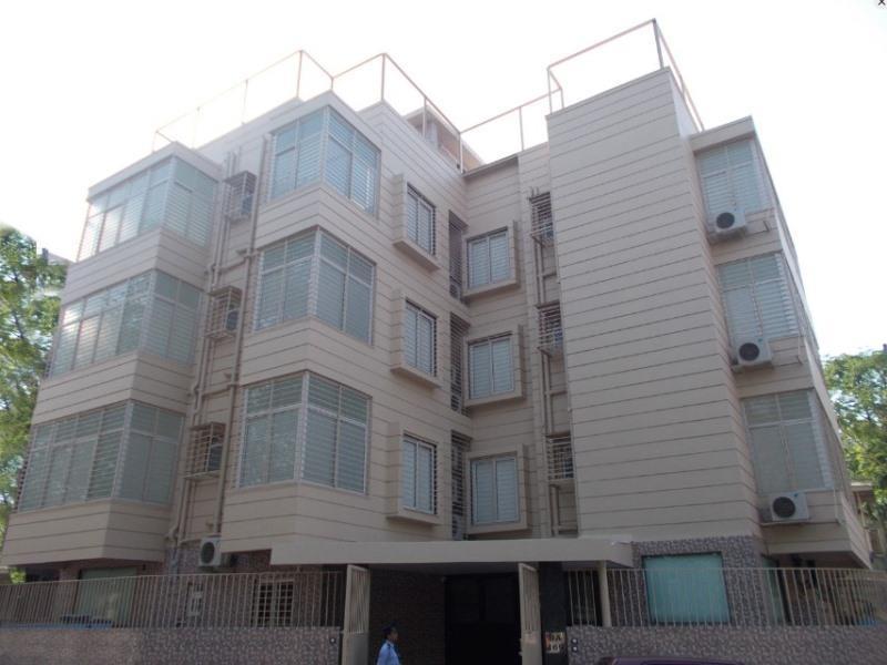 Oyo 16703 Hotel The Platinum Calcuta Exterior foto
